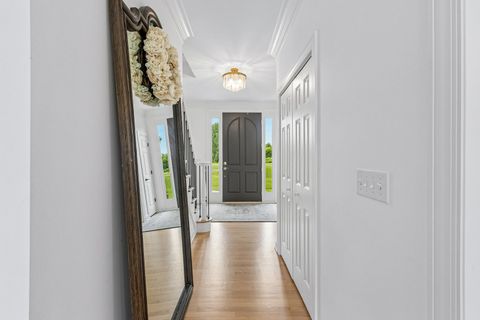 Tiny photo for 5N619 Farrier Point Lane, St. Charles, IL 60175 (MLS # 12675203)