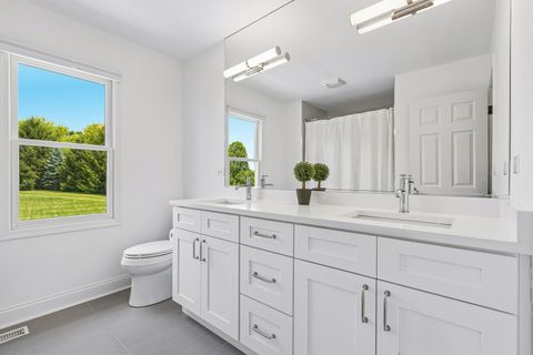 Tiny photo for 5N619 Farrier Point Lane, St. Charles, IL 60175 (MLS # 12675203)