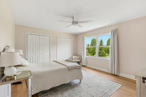 Tiny photo for 5N619 Farrier Point Lane, St. Charles, IL 60175 (MLS # 12675203)