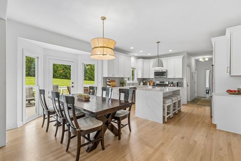 Tiny photo for 5N619 Farrier Point Lane, St. Charles, IL 60175 (MLS # 12675203)