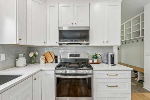 Tiny photo for 5N619 Farrier Point Lane, St. Charles, IL 60175 (MLS # 12675203)