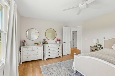 Tiny photo for 5N619 Farrier Point Lane, St. Charles, IL 60175 (MLS # 12675203)