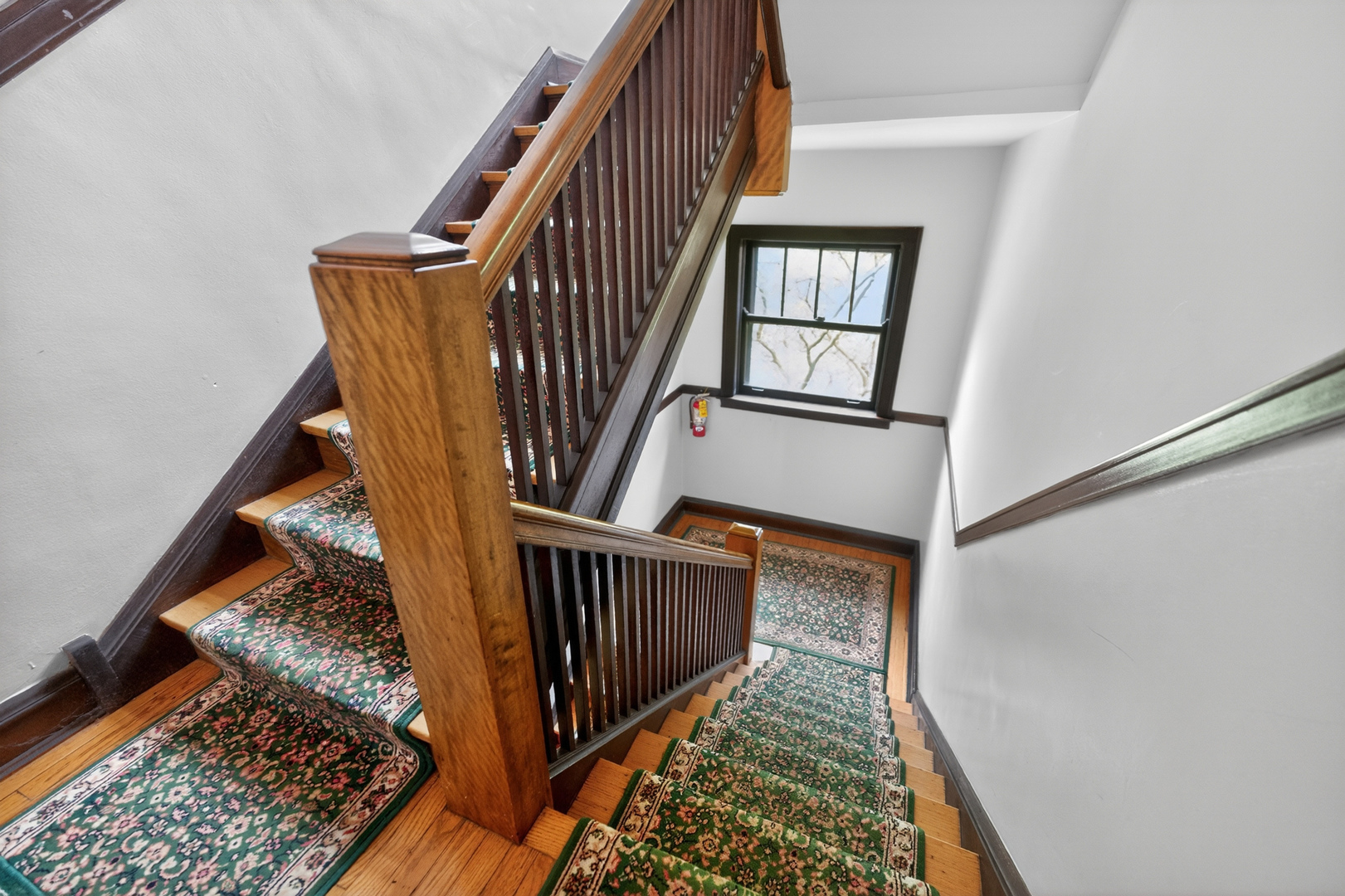 5443 S East VIew Park 2