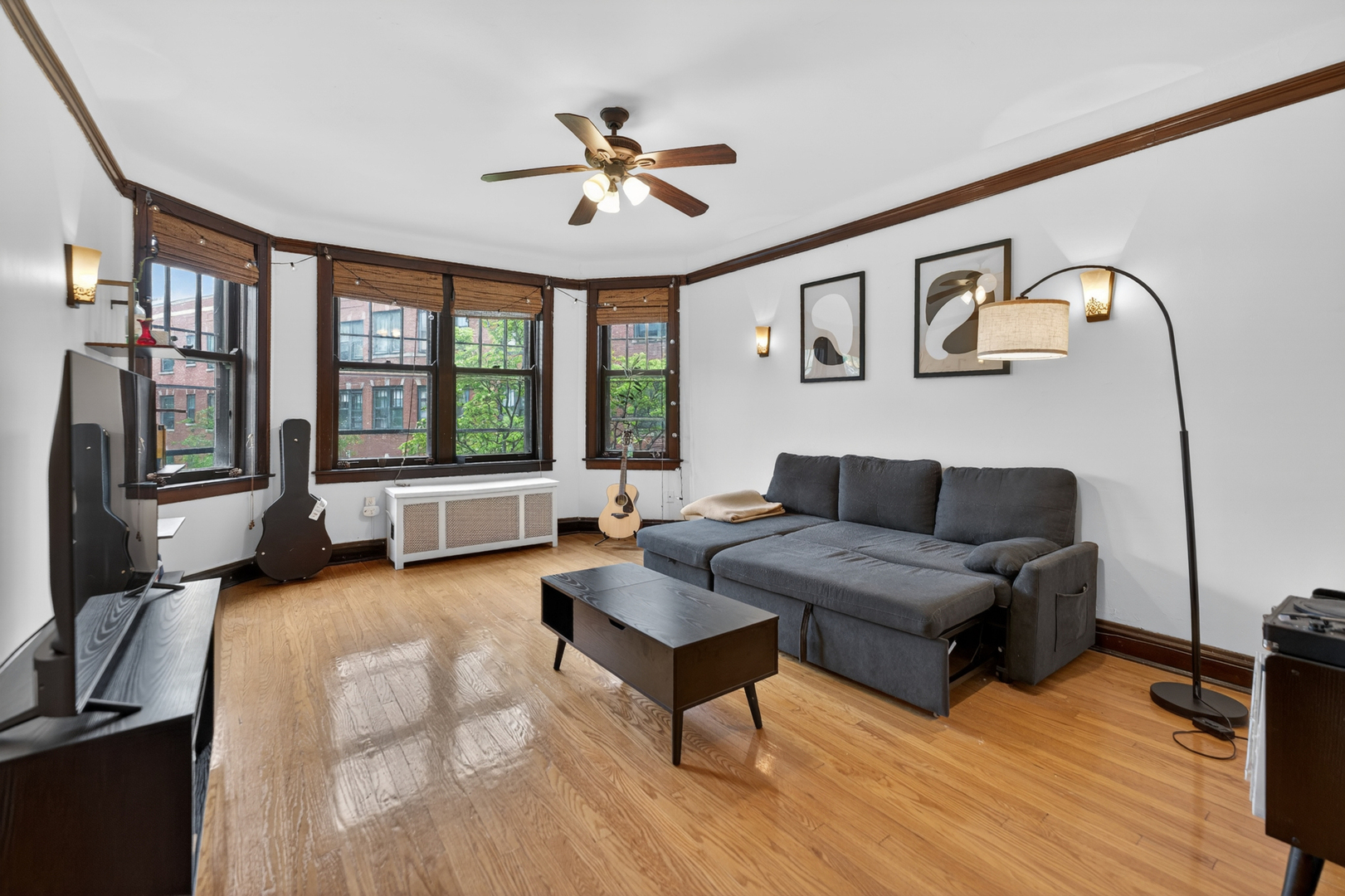5443 S East VIew Park 2