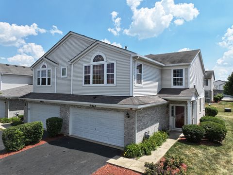 Photo of 6423 Gray Hawk Drive #2716, Matteson, IL 60443 (MLS # 12414379)