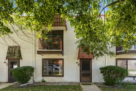 Tiny photo for 743 E Fullerton Avenue #108, Glendale Heights, IL 60139 (MLS # 12752102)