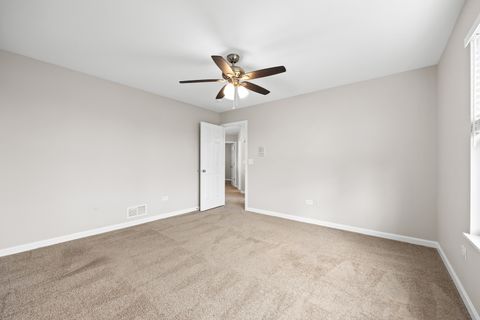 Tiny photo for 304 CLARIDGE Circle, Bolingbrook, IL 60440 (MLS # 12431874)