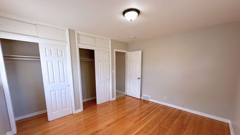 Tiny photo for 944 E 163rd Place, South Holland, IL 60473 (MLS # 12491506)