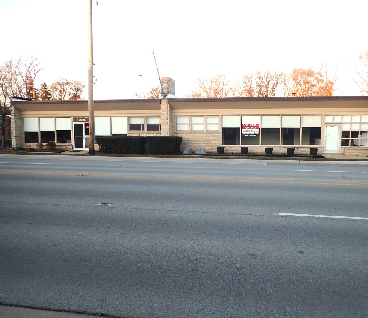 1818 E Northwest Highway