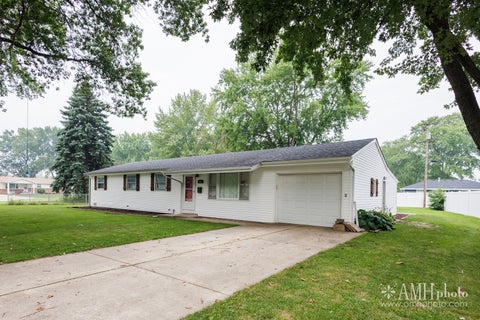 Tiny photo for 631 Robert Drive, Bourbonnais, IL 60914 (MLS # 12700690)