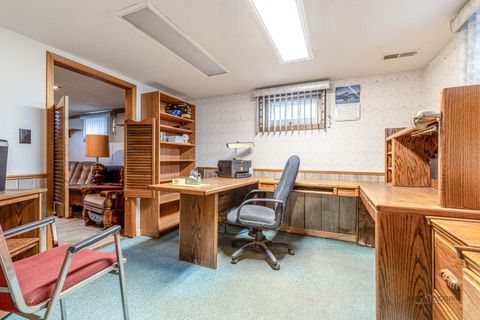 Tiny photo for 580 N Quentin Road, Palatine, IL 60067 (MLS # 12604050)