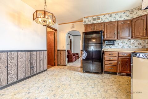 Tiny photo for 580 N Quentin Road, Palatine, IL 60067 (MLS # 12604050)