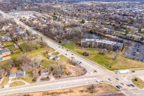 Tiny photo for 580 N Quentin Road, Palatine, IL 60067 (MLS # 12604050)