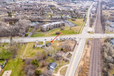 Tiny photo for 580 N Quentin Road, Palatine, IL 60067 (MLS # 12604050)