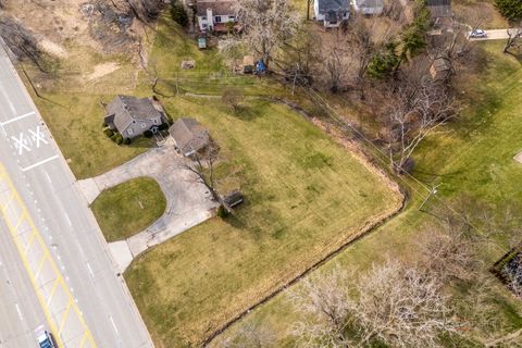Tiny photo for 580 N Quentin Road, Palatine, IL 60067 (MLS # 12604050)