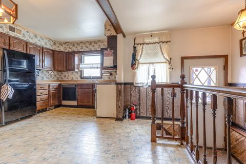 Tiny photo for 580 N Quentin Road, Palatine, IL 60067 (MLS # 12604050)