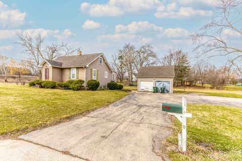 Tiny photo for 580 N Quentin Road, Palatine, IL 60067 (MLS # 12604050)