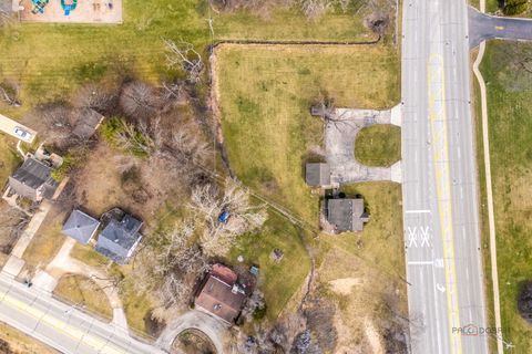Tiny photo for 580 N Quentin Road, Palatine, IL 60067 (MLS # 12604050)