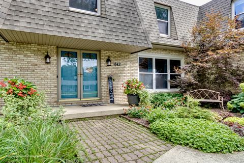 Tiny photo for 842 Winmoor Drive, Sleepy Hollow, IL 60118 (MLS # 12506580)