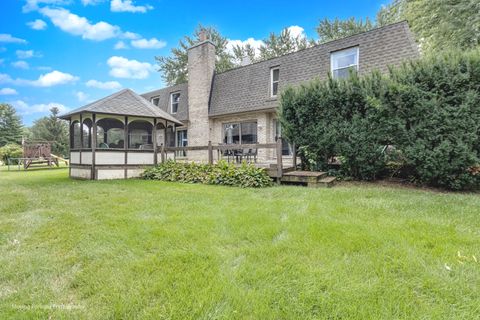 Tiny photo for 842 Winmoor Drive, Sleepy Hollow, IL 60118 (MLS # 12506580)