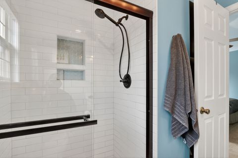 Tiny photo for 231 Lenox Court, Grayslake, IL 60030 (MLS # 12614857)