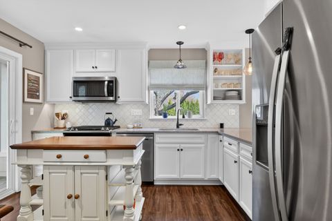 Tiny photo for 231 Lenox Court, Grayslake, IL 60030 (MLS # 12614857)