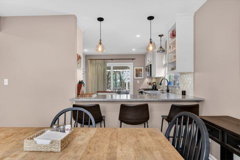 Tiny photo for 231 Lenox Court, Grayslake, IL 60030 (MLS # 12614857)