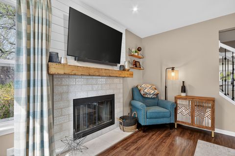 Tiny photo for 231 Lenox Court, Grayslake, IL 60030 (MLS # 12614857)