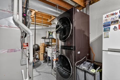 Tiny photo for 231 Lenox Court, Grayslake, IL 60030 (MLS # 12614857)