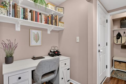 Tiny photo for 231 Lenox Court, Grayslake, IL 60030 (MLS # 12614857)