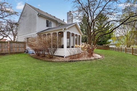 Tiny photo for 231 Lenox Court, Grayslake, IL 60030 (MLS # 12614857)