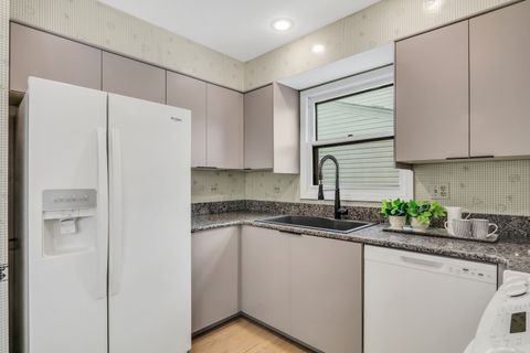 Tiny photo for 1234 Devonshire Road, Buffalo Grove, IL 60089 (MLS # 12552004)