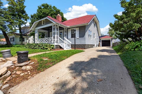 Tiny photo for 506 Kreitzer Avenue, Bloomington, IL 61701 (MLS # 12738670)
