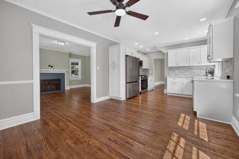 Tiny photo for 506 Kreitzer Avenue, Bloomington, IL 61701 (MLS # 12738670)