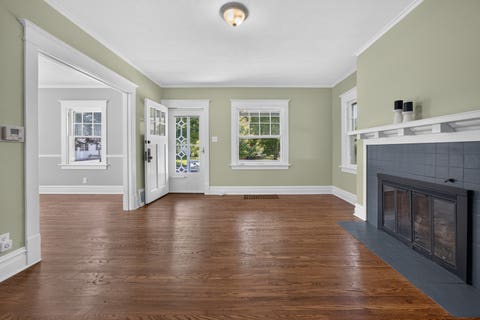 Tiny photo for 506 Kreitzer Avenue, Bloomington, IL 61701 (MLS # 12738670)