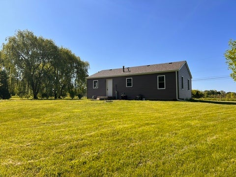 Tiny photo for 12810 W Beach Road, Beach Park, IL 60087 (MLS # 12725244)