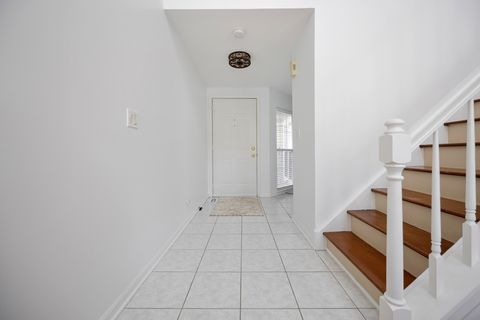 Tiny photo for 733 Clover Hill Court, Elk Grove Village, IL 60007 (MLS # 12586133)