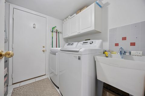 Tiny photo for 733 Clover Hill Court, Elk Grove Village, IL 60007 (MLS # 12586133)