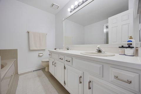 Tiny photo for 733 Clover Hill Court, Elk Grove Village, IL 60007 (MLS # 12586133)