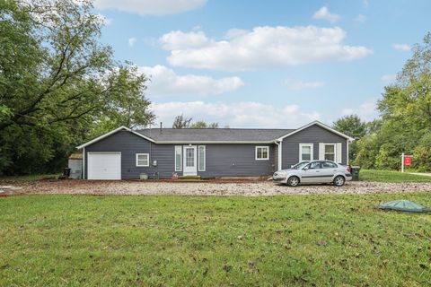 Tiny photo for 38073 N Nippersink Drive, Spring Grove, IL 60081 (MLS # 12499789)