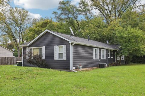 Tiny photo for 38073 N Nippersink Drive, Spring Grove, IL 60081 (MLS # 12499789)