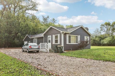 Tiny photo for 38073 N Nippersink Drive, Spring Grove, IL 60081 (MLS # 12499789)