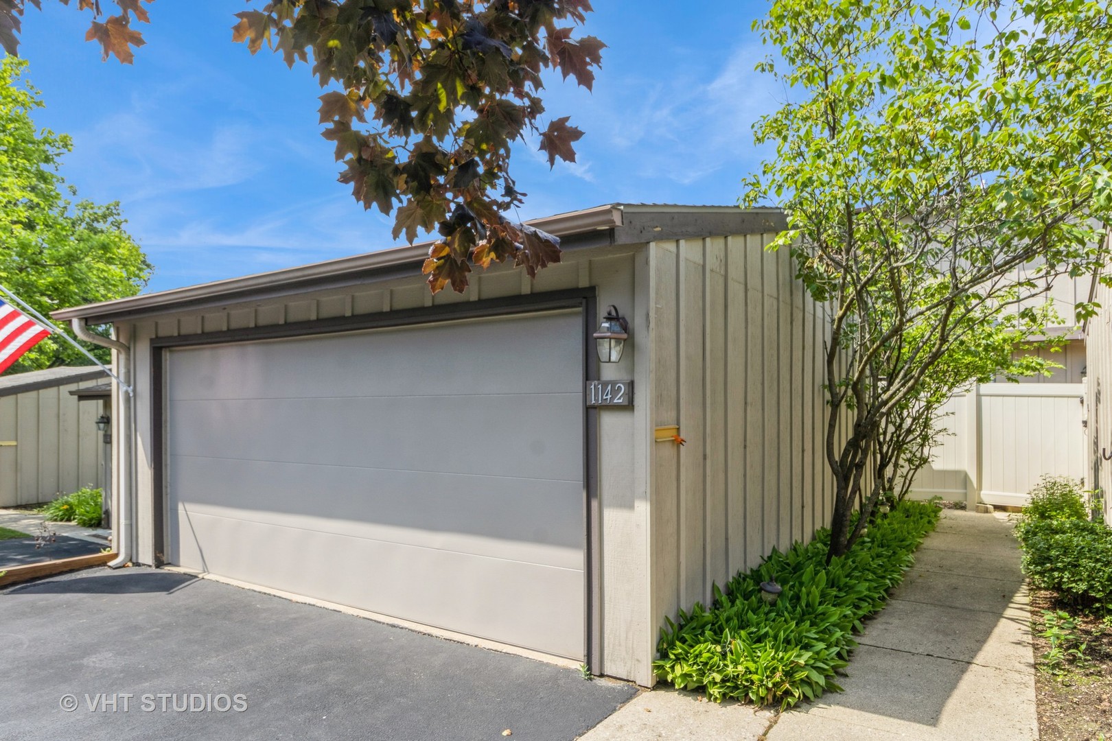 1142 Florimond Drive