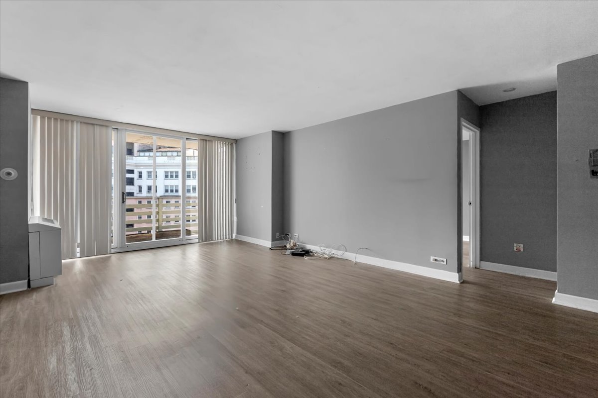 5601 N Sheridan Road 20D