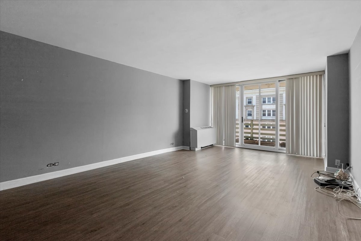 5601 N Sheridan Road 20D