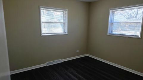 Tiny photo for Elk Grove Village, IL 60007 (MLS # 12636472)