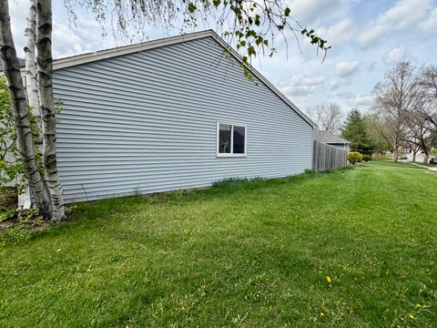 Tiny photo for 1376 Burns Drive, Elgin, IL 60120 (MLS # 12661402)