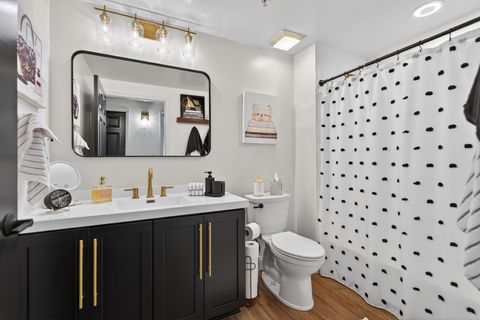 Tiny photo for 500 E Saint Charles Road #302, Lombard, IL 60148 (MLS # 12562798)