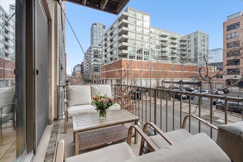 Tiny photo for 14 N Sangamon Street #201, Chicago, IL 60607 (MLS # 12571703)