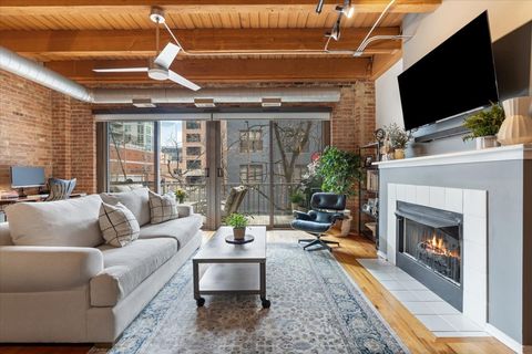 Tiny photo for 14 N Sangamon Street #201, Chicago, IL 60607 (MLS # 12571703)